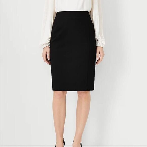 BANANA REPUBLIC BLACK PENCIL SKIRT - Picture 1 of 6